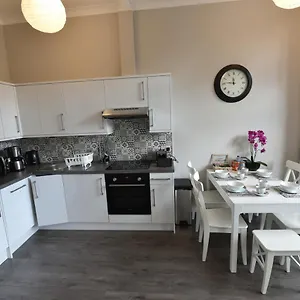  Apartment Pleasance Ground Floor Main Door Access United Kingdom